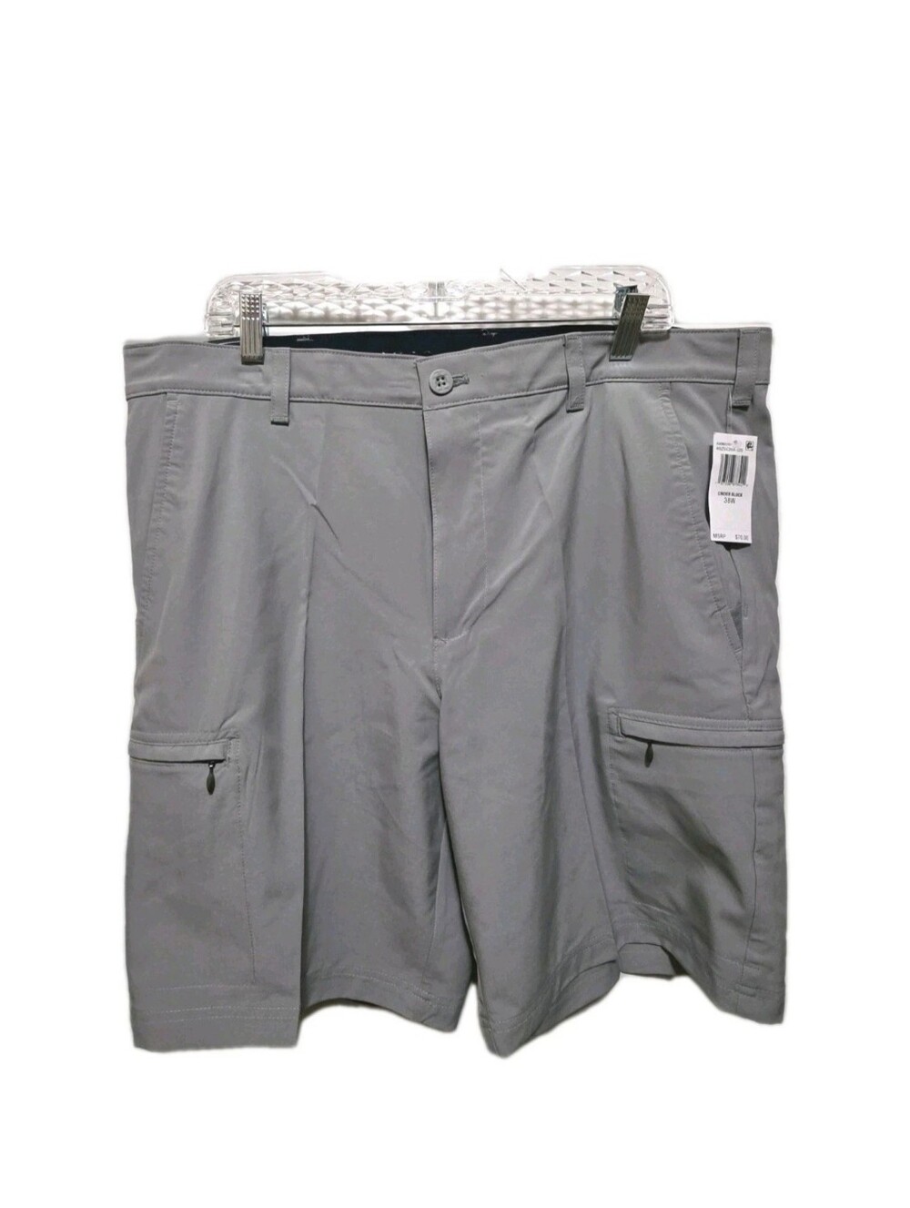 IZOD MEN GOLF CARGO SHORTS CLASSIC FIT / FLEXIBLE WAISTBAND 38W/ 9.5 INS  GRAY